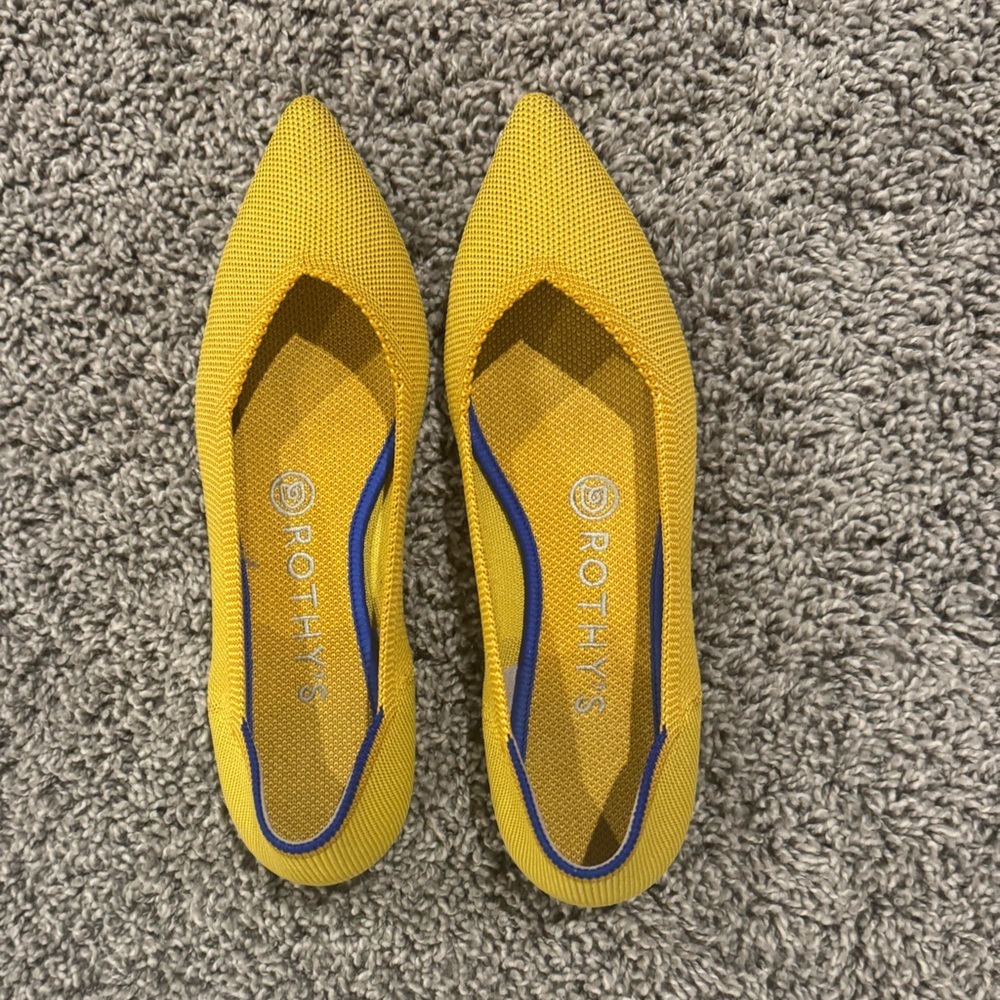 Like New Rothy's The Point flats in Marigold mustard yellow, size 7 - Picture 7 of 14